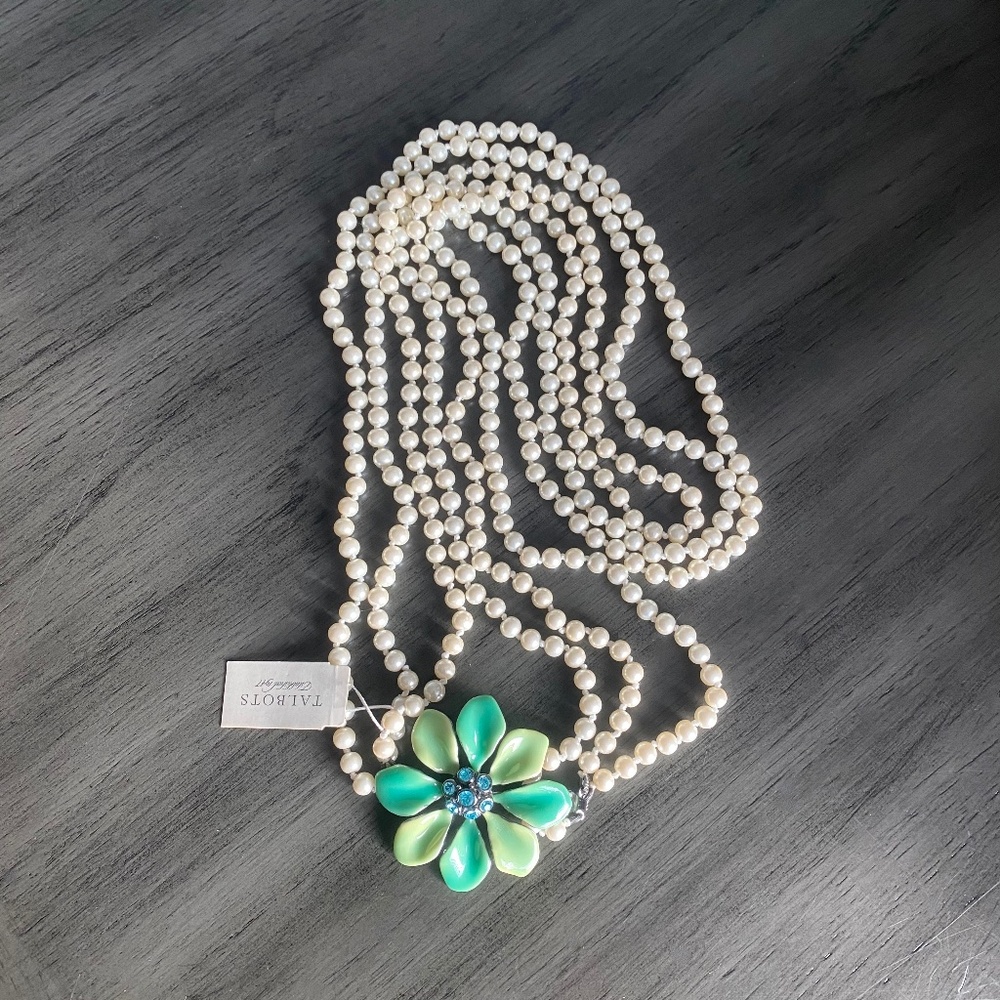 NWT, Talbots Pearl Necklace